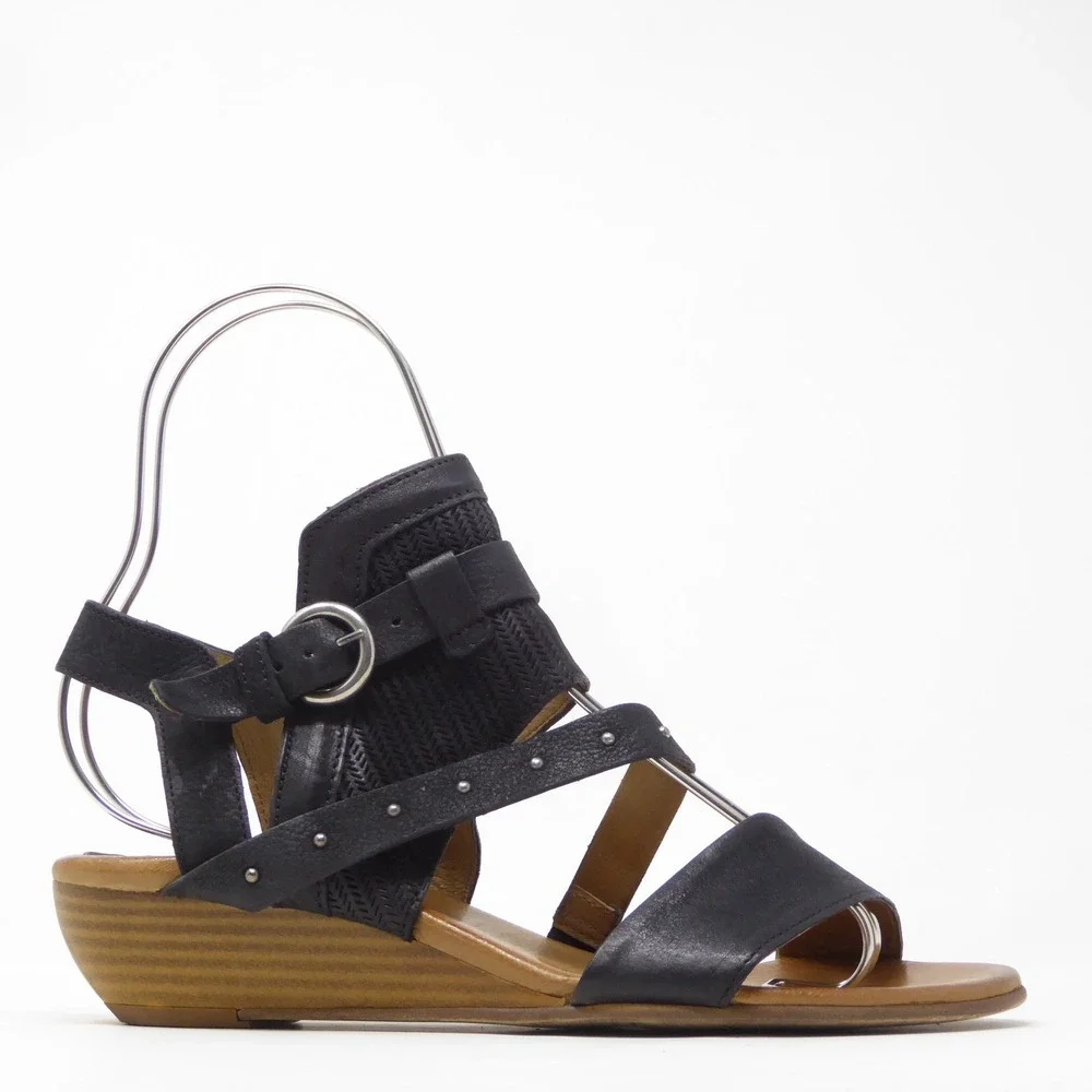 Miz Mooz Womens Farley Wedge Sandals Black Leather Studded Buckle 38 / 7.5